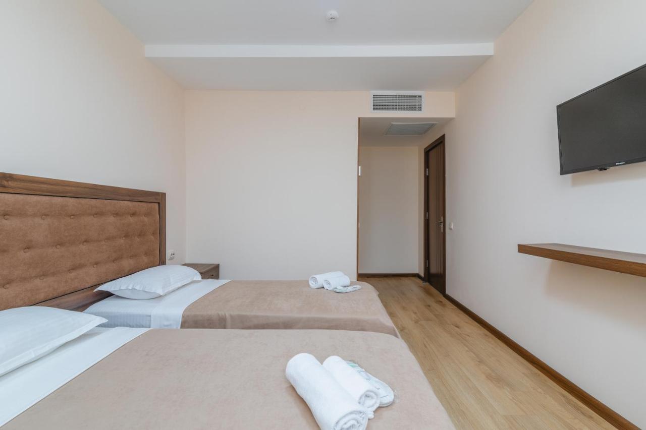Gala Boutique Hotel Kutaisi Exteriör bild