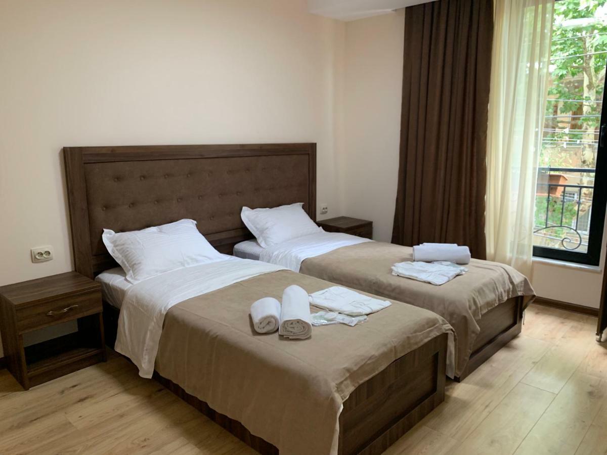 Gala Boutique Hotel Kutaisi Exteriör bild